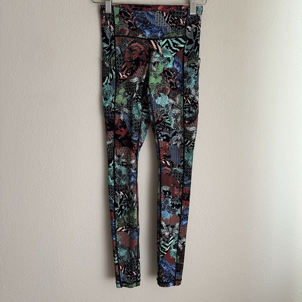 lululemon Speed Up Tight Women Size 2 Multi Color Floral Patchwork Leggings 28"